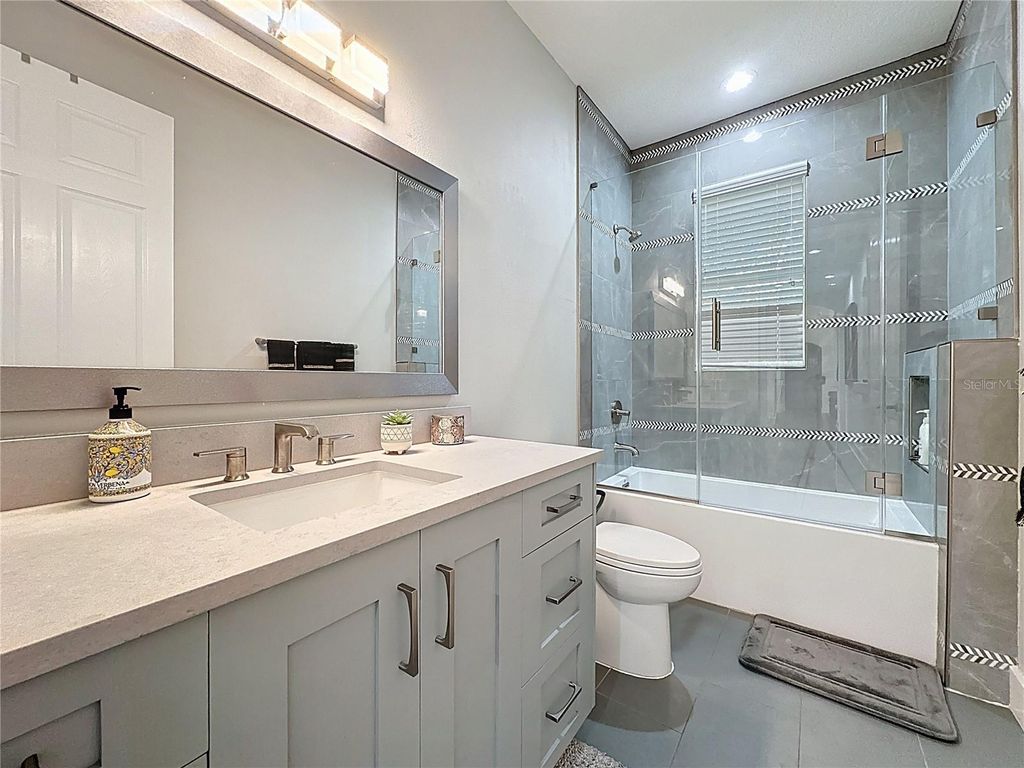 Image 33 of property listing at 12145 CYPRESS LANDING AVENUE, Clermont, FL 34711