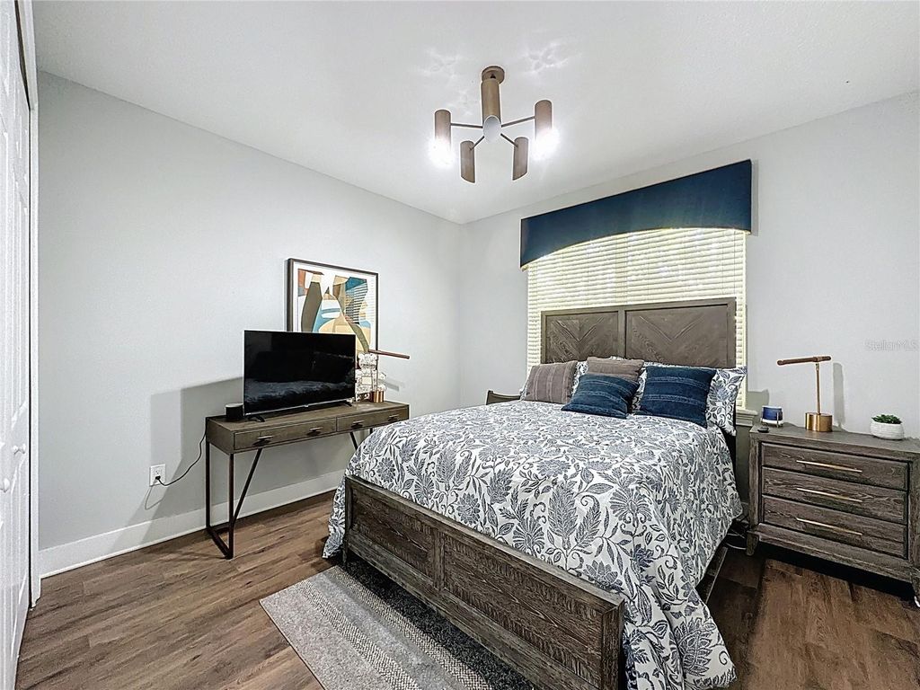 Image 37 of property listing at 12145 CYPRESS LANDING AVENUE, Clermont, FL 34711