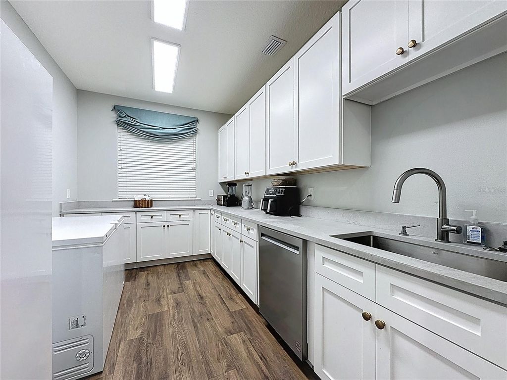 Image 49 of property listing at 12145 CYPRESS LANDING AVENUE, Clermont, FL 34711