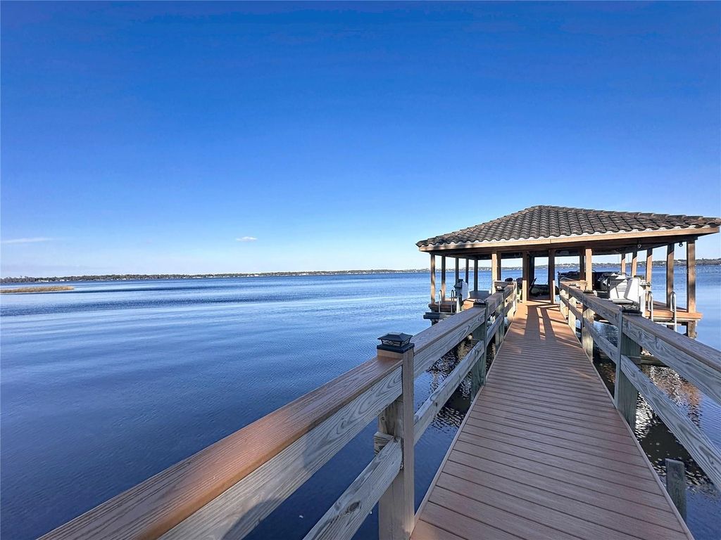 Image 75 of property listing at 12145 CYPRESS LANDING AVENUE, Clermont, FL 34711