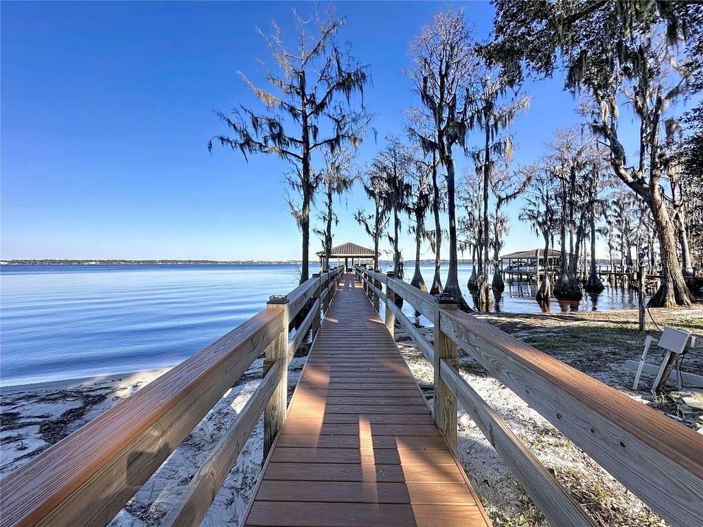 Image 76 of property listing at 12145 CYPRESS LANDING AVENUE, Clermont, FL 34711