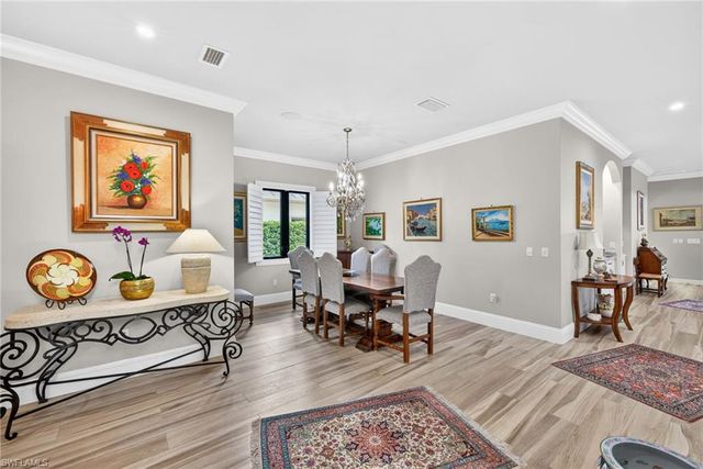 519 97th AVE N, Naples, FL 34108