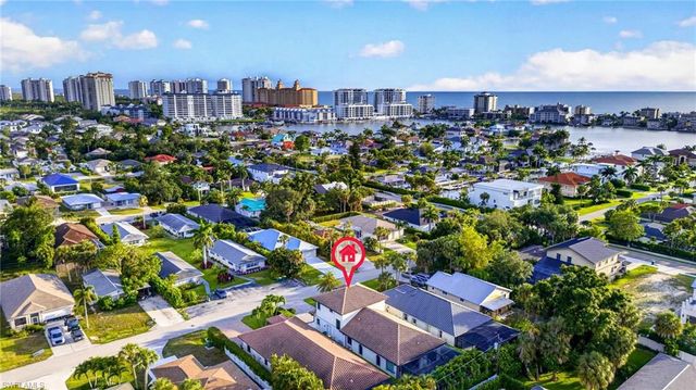 519 97th AVE N, Naples, FL 34108