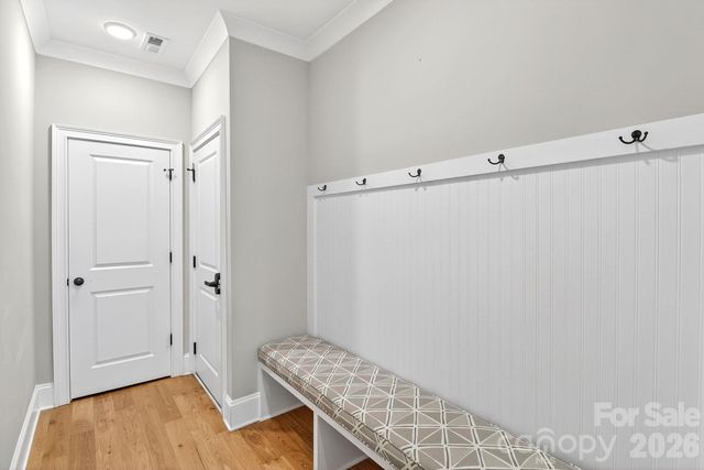 7005 Providence Lane W, Charlotte, NC 28226