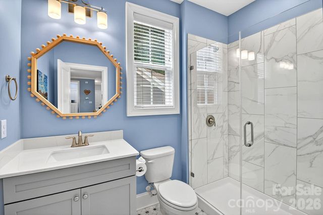 7005 Providence Lane W, Charlotte, NC 28226