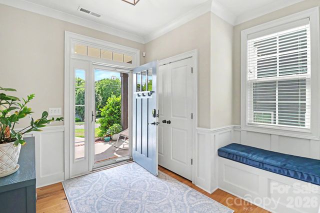 7005 Providence Lane W, Charlotte, NC 28226