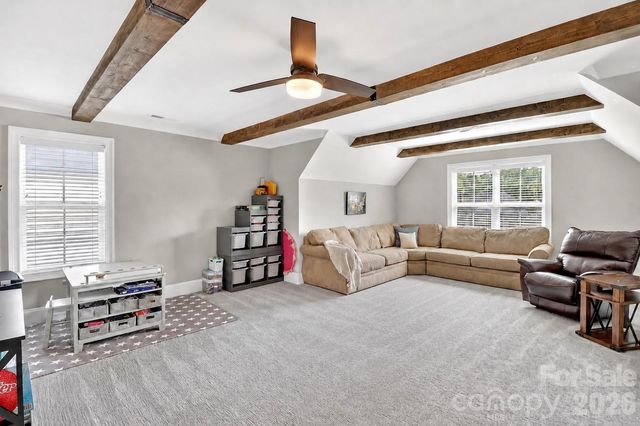 7005 Providence Lane W, Charlotte, NC 28226