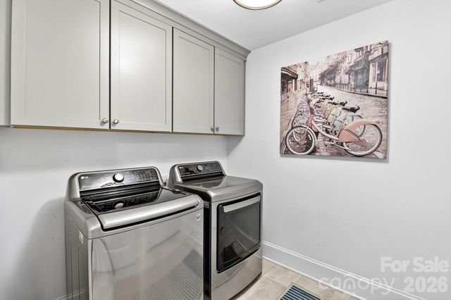 7005 Providence Lane W, Charlotte, NC 28226