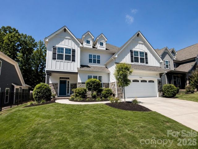 7005 Providence Lane W, Charlotte, NC 28226