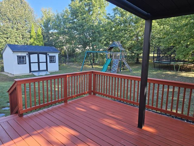 9350 Parkside Drive, Woodbury, MN 55125
