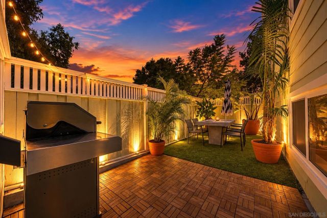 2715 Russ, San Diego, CA 92102