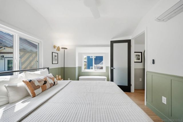 2715 Russ, San Diego, CA 92102