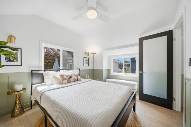 2715 Russ, San Diego, CA 92102