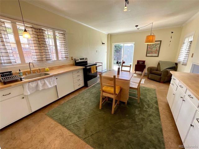 135 Chestnut St, Leadville, CO 80461