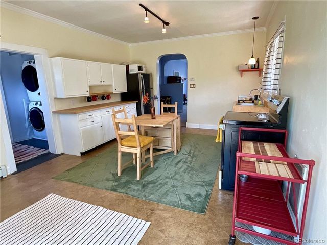 135 Chestnut St, Leadville, CO 80461