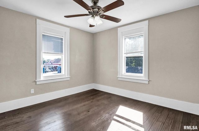 796-798 E MAIN Street, Galesburg, IL 61401