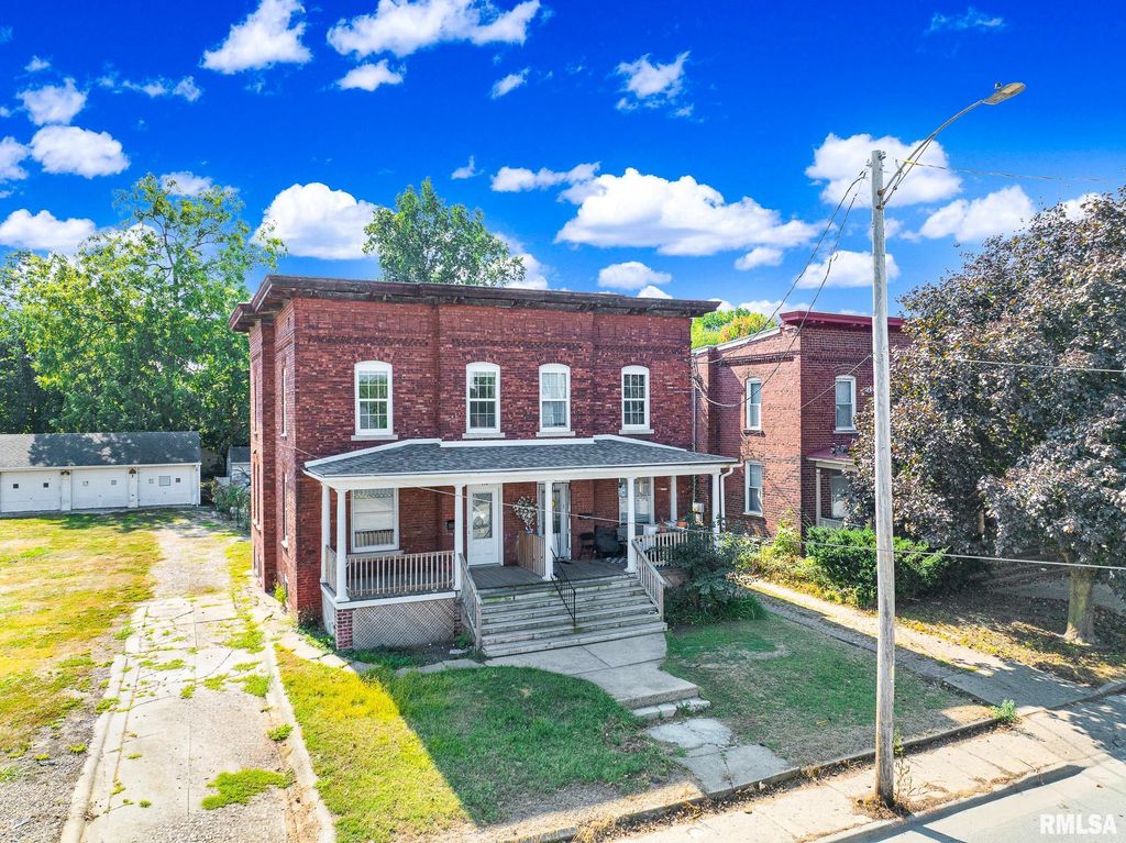 796-798 E MAIN Street, Galesburg, IL 61401