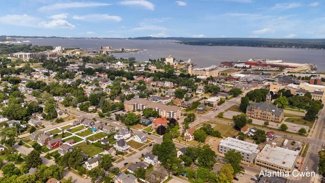 1188 4th Street, Muskegon City, MI 49441