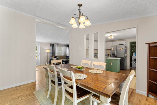 126 Fall Creek Boulevard, Summerville, SC 29483