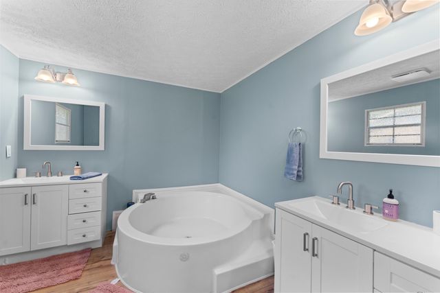 126 Fall Creek Boulevard, Summerville, SC 29483