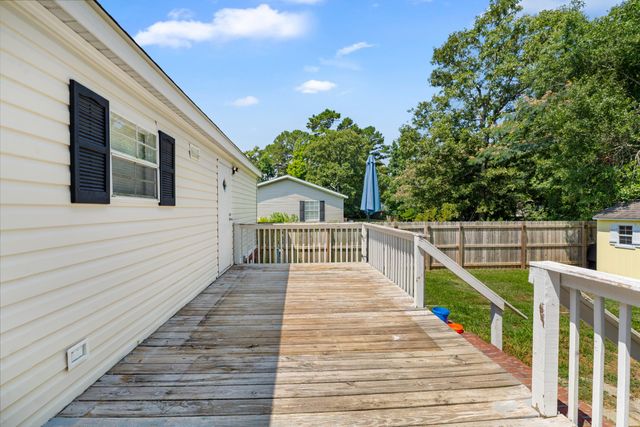 126 Fall Creek Boulevard, Summerville, SC 29483