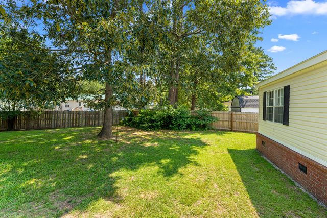 126 Fall Creek Boulevard, Summerville, SC 29483