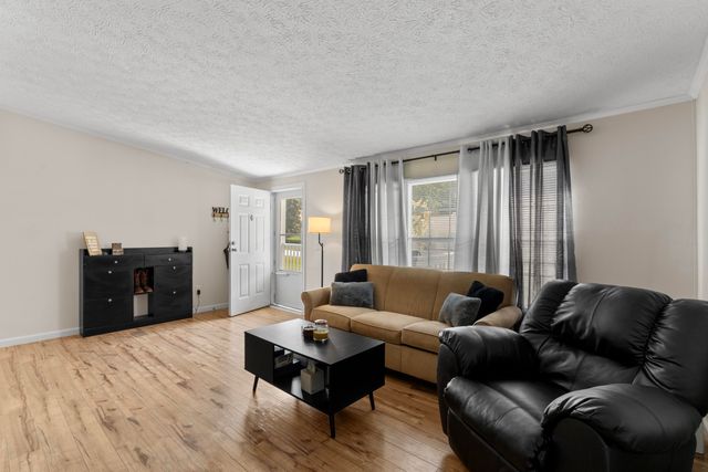 126 Fall Creek Boulevard, Summerville, SC 29483