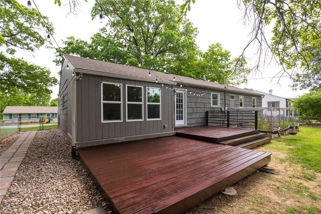 9208 Washington Street, Kansas City, MO 64114