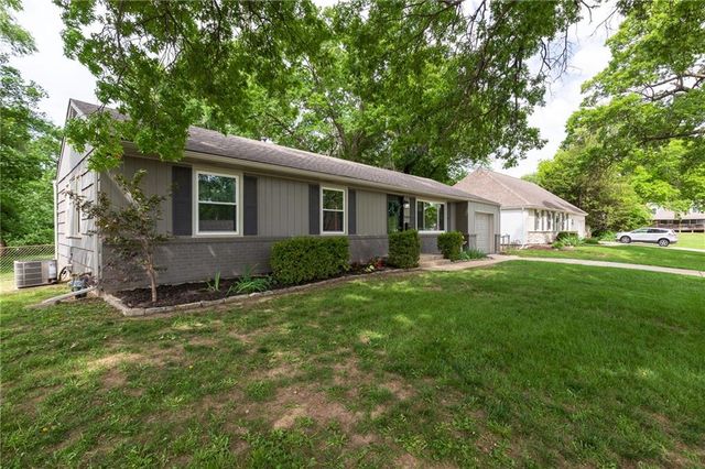 9208 Washington Street, Kansas City, MO 64114