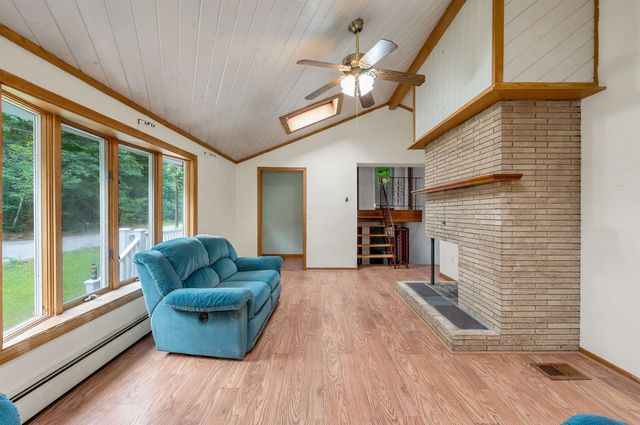 5 Mercury Lane, Pelham, NH 03076