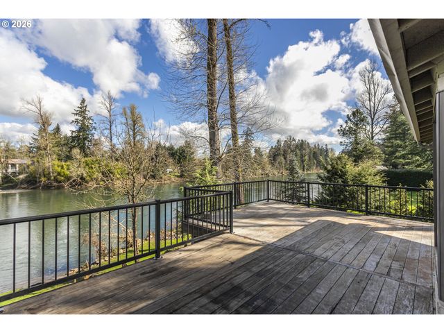 16091 S CLACKAMAS RIVER Dr, Oregon City, OR 97045