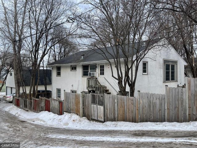 151-153 Page Street W, Saint Paul, MN 55107