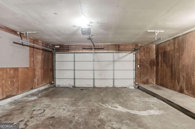 44 Burnham Circle, Jonesboro, GA 30238