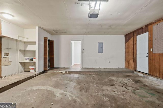 44 Burnham Circle, Jonesboro, GA 30238