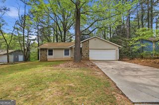 44 Burnham Circle, Jonesboro, GA 30238