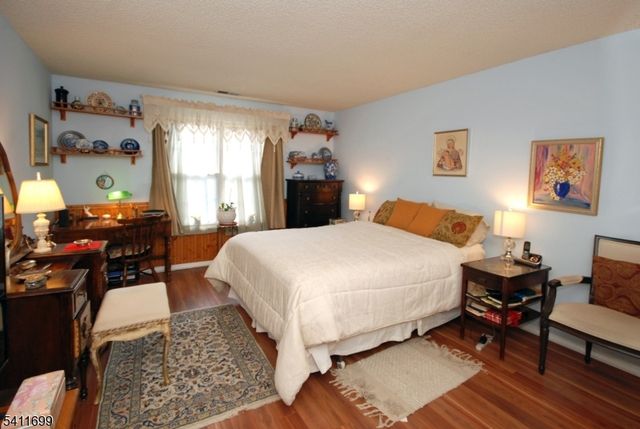 1418 Magnolia Ln Ondo, Branchburg Twp., NJ 08876