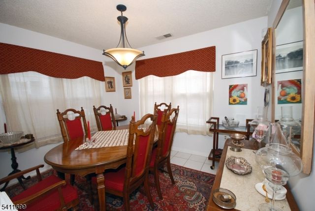 1418 Magnolia Ln Ondo, Branchburg Twp., NJ 08876