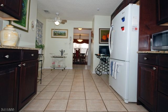 1418 Magnolia Ln Ondo, Branchburg Twp., NJ 08876