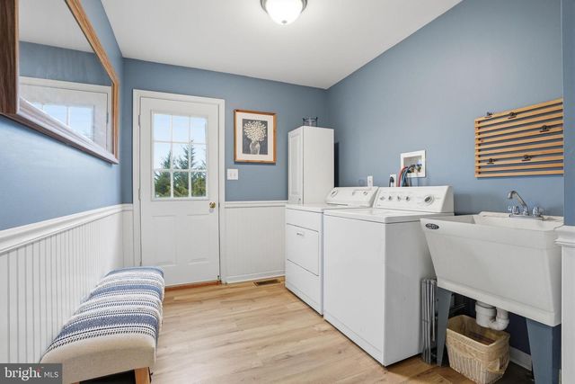 4996 PEPPER LN, Douglassville, PA 19518