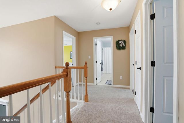 4996 PEPPER LN, Douglassville, PA 19518