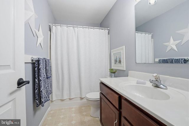 4996 PEPPER LN, Douglassville, PA 19518