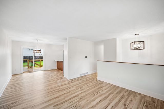 4415 66th Street, Urbandale, IA 50322