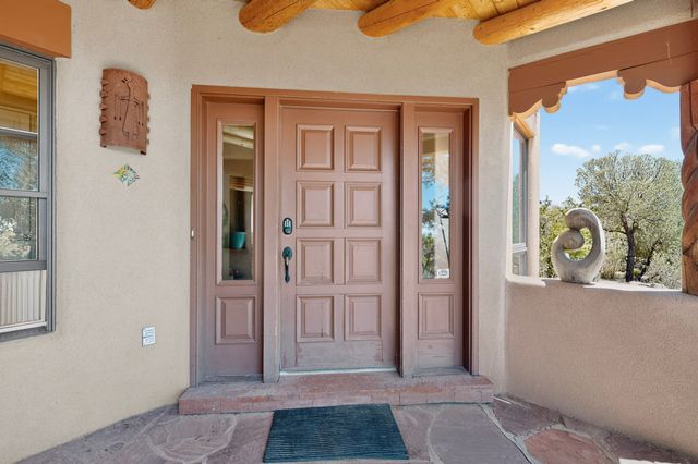6 Cloudstone Drive, Santa Fe, NM 87505
