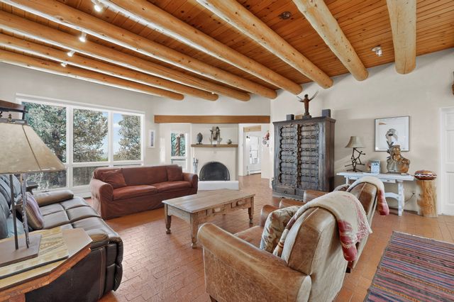 6 Cloudstone Drive, Santa Fe, NM 87505