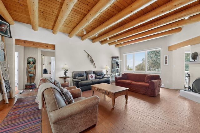 6 Cloudstone Drive, Santa Fe, NM 87505