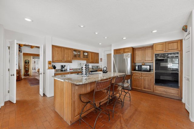 6 Cloudstone Drive, Santa Fe, NM 87505