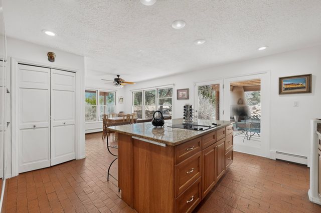 6 Cloudstone Drive, Santa Fe, NM 87505