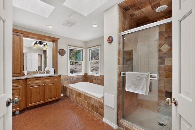 6 Cloudstone Drive, Santa Fe, NM 87505