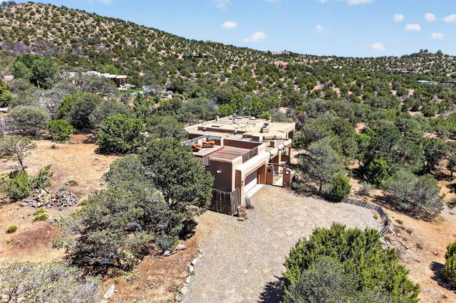 6 Cloudstone Drive, Santa Fe, NM 87505