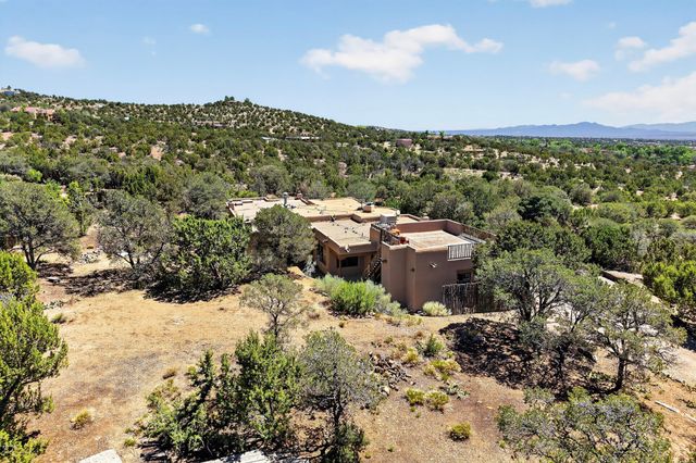 6 Cloudstone Drive, Santa Fe, NM 87505